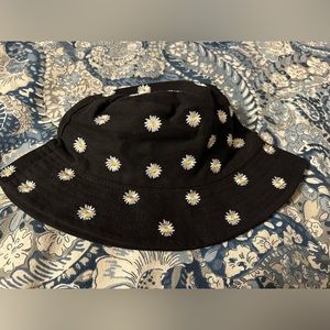 Daisy Bucket Hat from Hollister| Brand New